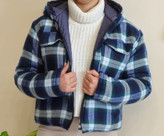 طرف دیگه ی کاپشن